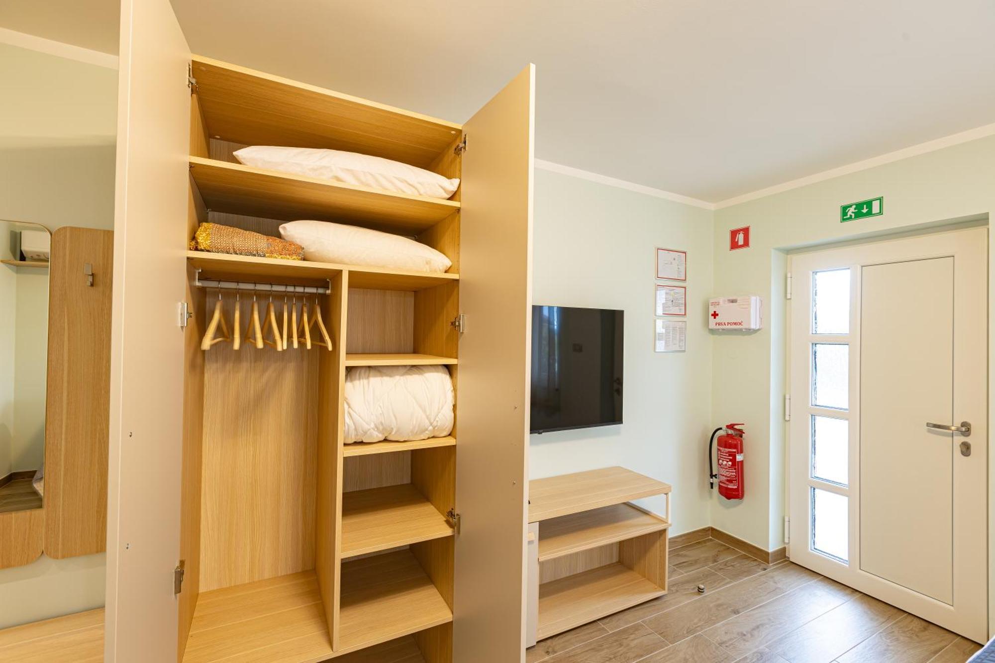 Adriatic Bay Apartments Portorose Esterno foto